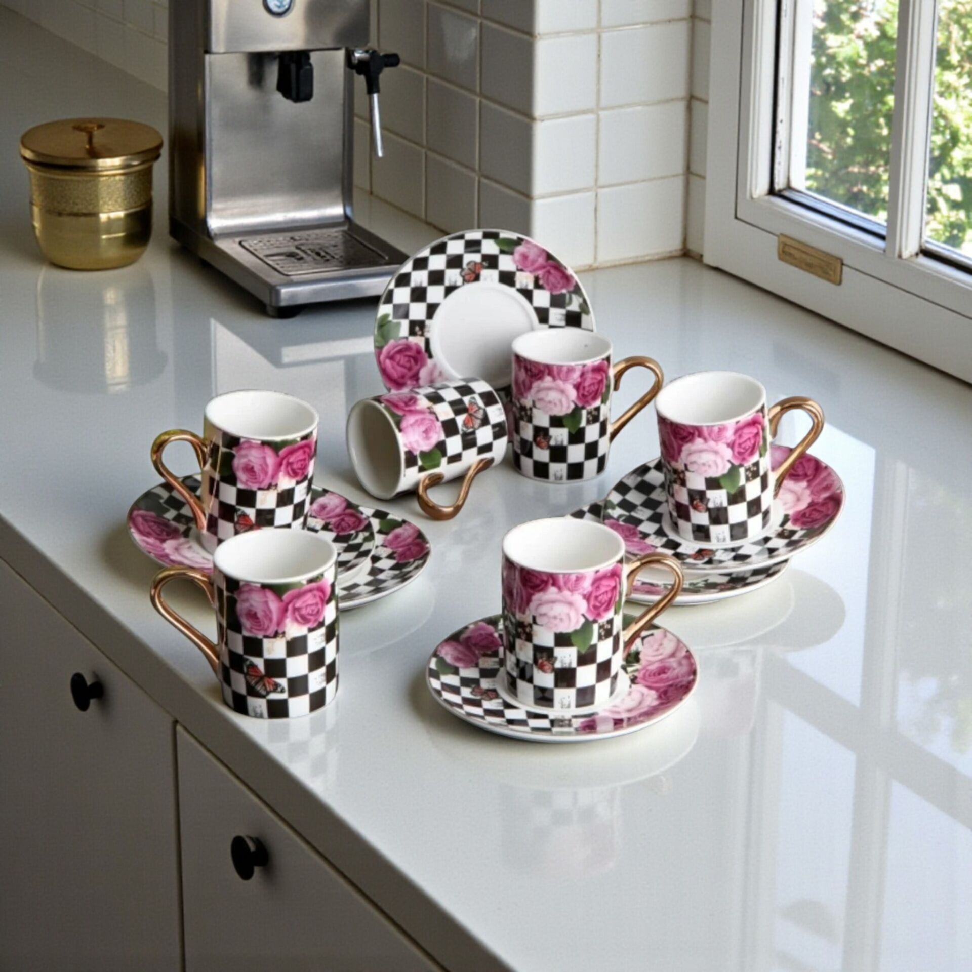 Kahve Fincanı Çiçekli