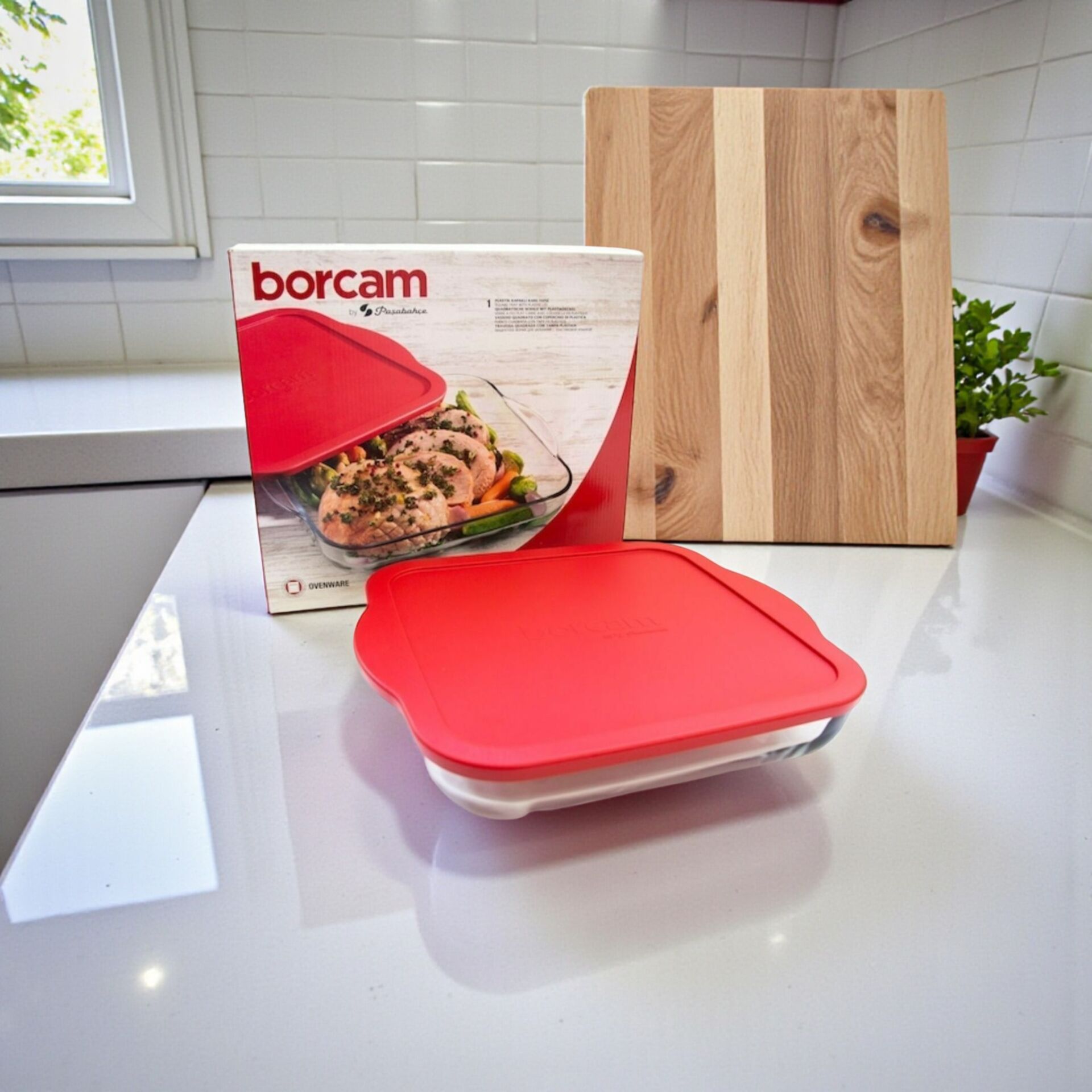 Paşabahçe 59024/1 Plastik Kapaklı Kare Borcam